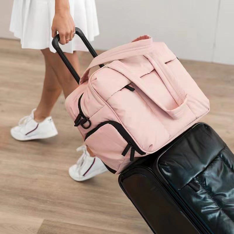 New! Stylish Weekender Duffle – Roomy, Lightweight & Ready to Go”