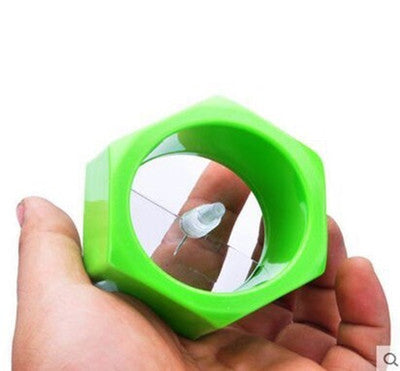 Quality green Spiral Knife cucumber Vegetable Cutter and slicer with blades inside 